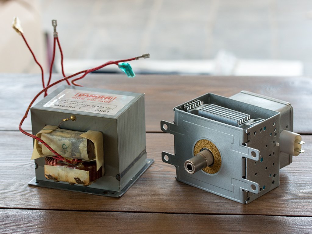 Высоковольтный трансформатор для магнетрона